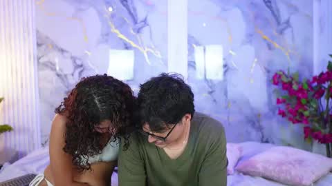 vanilla_hot_ online show from 09/18/25, 07:49