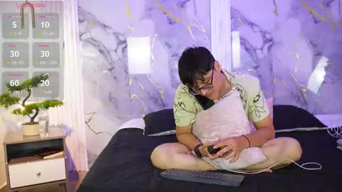 vanilla_hot_ online show from 09/29/25, 07:40