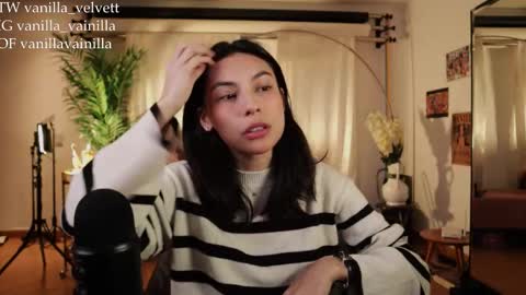 Snapshot of vanilla_velvet chatting on 03/19/26, 02:04 Annabet online show from 03/19/26, 02:04