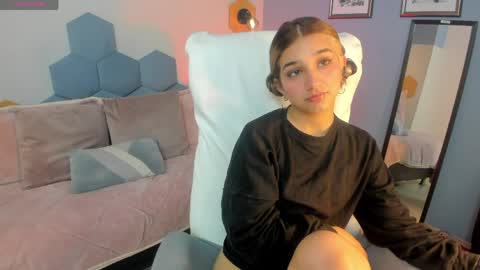 Snapshot of vanillafairy_ chatting on 05/30/26, 01:52 vanillafairy_ online show from 05/30/26, 01:52