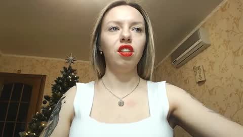 VanillaMuffin online show from 01/04/25, 01:42