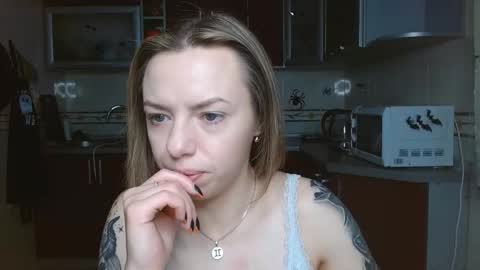 VanillaMuffin online show from 11/04/25, 07:07