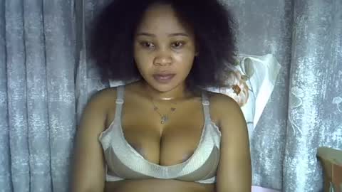 vanillavenus online show from 06/17/26, 07:48