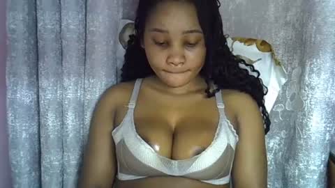 vanillavenus online show from 07/27/26, 12:56