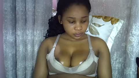 vanillavenus online show from 07/28/26, 11:17