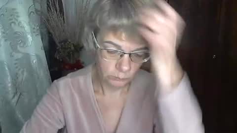 Vanillaxcreamy online show from 11/19/25, 03:56