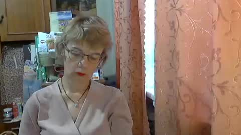 Vanillaxcreamy online show from 12/16/25, 08:52