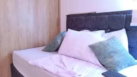 Karine online show from 07/27/26, 01:51
