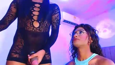 vannesa01 online show from 06/10/26, 07:57