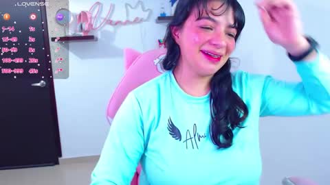 Vanesa online show from 02/10/25, 09:25