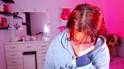 Vanesa online show from 05/15/26, 12:39