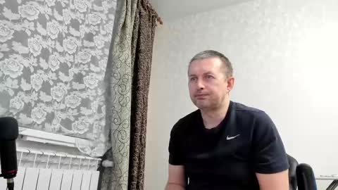 vano_822 online show from 02/18/25, 03:43
