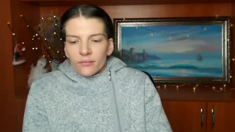 Snapshot of vanrey_ chatting on 02/18/25, 07:43 Vanessa online show from 02/18/25, 07:43