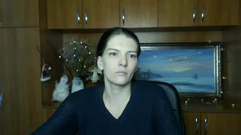Snapshot of vanrey_ chatting on 02/24/25, 07:44 Vanessa online show from 02/24/25, 07:44