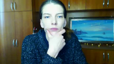 Snapshot of vanrey_ chatting on 02/28/25, 10:41 Vanessa online show from 02/28/25, 10:41