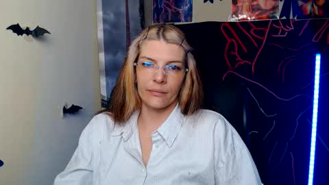 Vanessa online show from 06/04/26, 07:03
