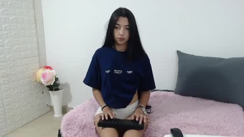 Snapshot of vanse_lust chatting on 01/21/25, 11:55 Karuna online show from 01/21/25, 11:55
