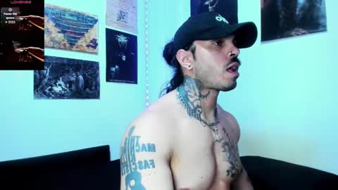Snapshot of vanvelckan_ chatting on 03/04/26, 02:06 vanvelckan_ online show from 03/04/26, 02:06
