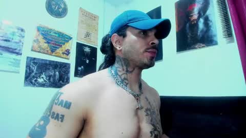 Snapshot of vanvelckan_ chatting on 06/07/26, 03:21 vanvelckan_ online show from 06/07/26, 03:21
