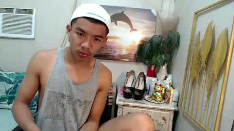 vanxxx2005 online show from 02/24/25, 08:25