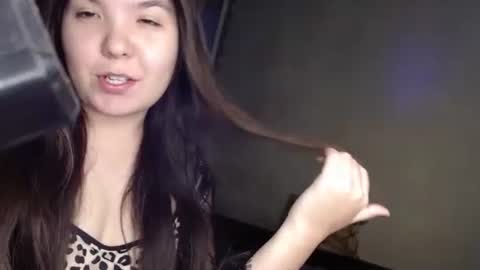 Snapshot of var_kiss chatting on 09/20/25, 12:17 Var Kiss online show from 09/20/25, 12:17