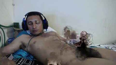 Snapshot of varmico chatting on 12/22/24, 04:28 Harold online show from 12/22/24, 04:28