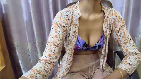 Snapshot of varotibang chatting on 09/23/25, 05:38 Ritu online show from 09/23/25, 05:38