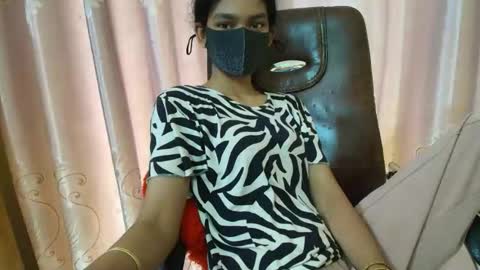 Snapshot of varotibang chatting on 10/18/25, 03:31 Ritu online show from 10/18/25, 03:31