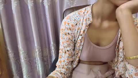 Snapshot of varotibang chatting on 10/18/25, 06:30 Ritu online show from 10/18/25, 06:30