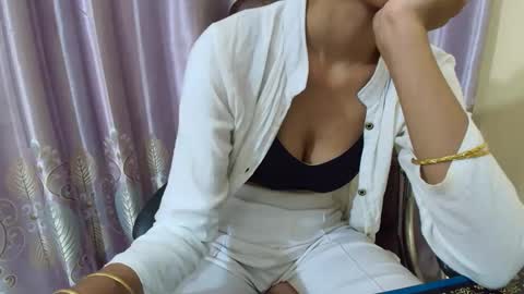 Snapshot of varotibang chatting on 10/19/25, 06:41 Ritu online show from 10/19/25, 06:41