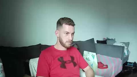 Snapshot of vasmak chatting on 10/14/25, 09:43 vasmak online show from 10/14/25, 09:43