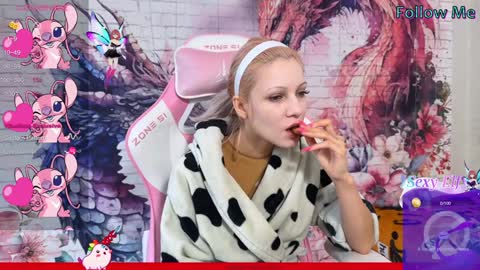 Vasya Sylvia online show from 12/08/24, 09:02