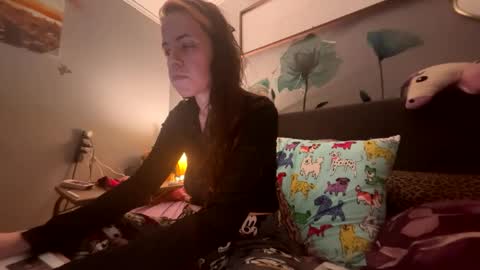 vaua089 online show from 11/25/25, 05:18