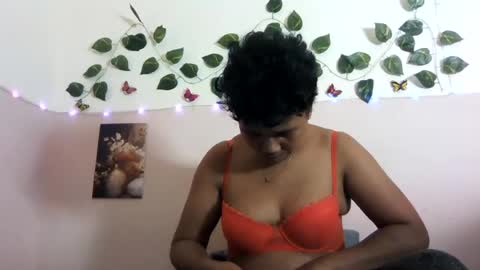 Vayannah online show from 07/03/26, 08:43