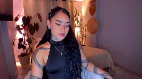 Vayolett Bass online show from 06/24/26, 08:13