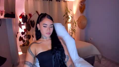 Vayolett Bass online show from 06/25/26, 05:23