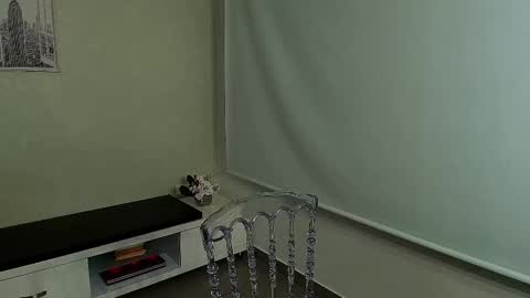 Victoria online show from 09/22/25, 11:01