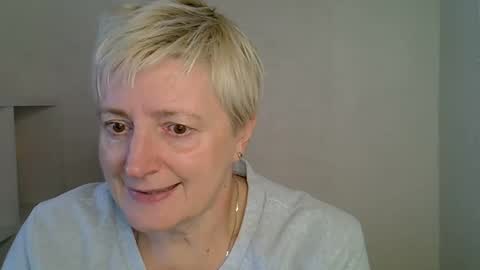 vea_motty online show from 11/10/25, 08:35