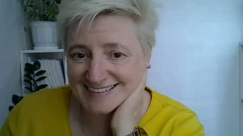vea_motty online show from 06/18/26, 11:03