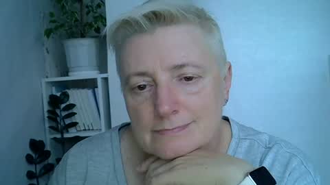 vea_motty online show from 07/27/26, 04:36