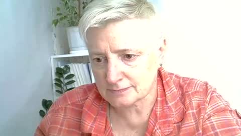 vea_motty online show from 07/28/26, 10:43