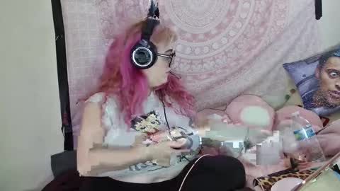 Snapshot of veelehanex3 chatting on 12/02/24, 03:25 Veronica Lehane online show from 12/02/24, 03:25