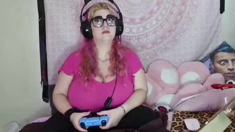 Snapshot of veelehanex3 chatting on 12/11/24, 03:05 Veronica Lehane online show from 12/11/24, 03:05