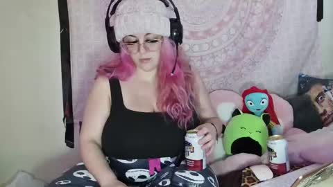 Snapshot of veelehanex3 chatting on 12/20/24, 05:25 Veronica Lehane online show from 12/20/24, 05:25