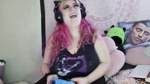 Snapshot of veelehanex3 chatting on 01/09/25, 05:00 Veronica Lehane online show from 01/09/25, 05:00