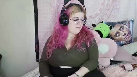 Snapshot of veelehanex3 chatting on 01/11/25, 08:11 Veronica Lehane online show from 01/11/25, 08:11