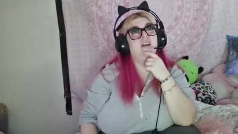 Snapshot of veelehanex3 chatting on 01/31/25, 04:17 Veronica Lehane online show from 01/31/25, 04:17