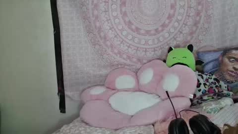 Snapshot of veelehanex3 chatting on 02/02/25, 07:14 Veronica Lehane online show from 02/02/25, 07:14