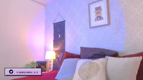 Vee Simons online show from 06/10/26, 07:35