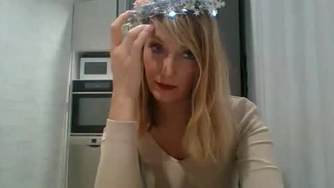 Veessa online show from 12/19/25, 03:19